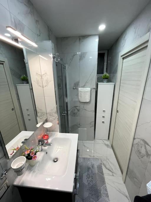 White House Spacca Napoli Εξωτερικό φωτογραφία